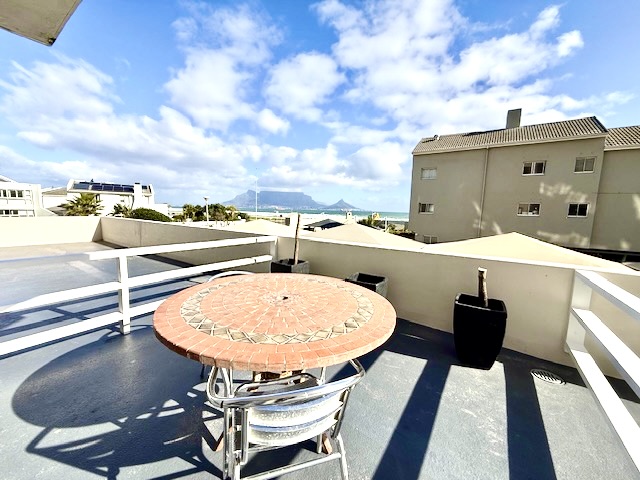1 Bedroom Property for Sale in Waves Edge Western Cape